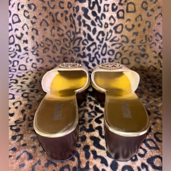 Michael Kors Women's Cream and Gold Slide Sandals - Picture 3 of 6